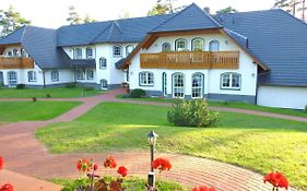 Landhaus Müritzgarten Hotel Garni  3*